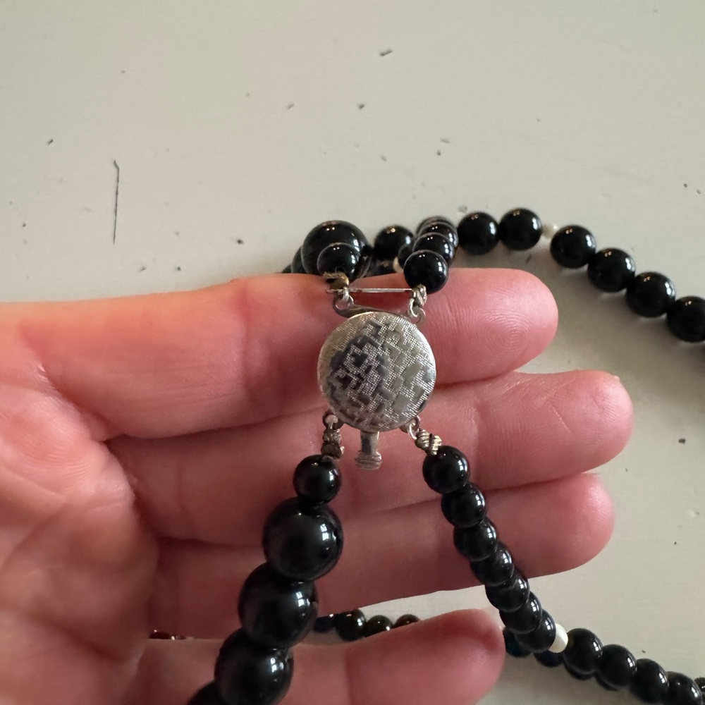 Black Beaded Necklace with White Abalone Flower Accent Black Beads - Picture 5 of 5